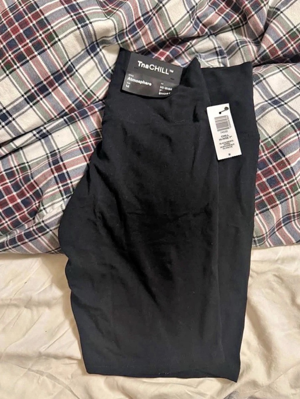 TnaCHILL Atmosphere Short High Waist Black Medium NWT